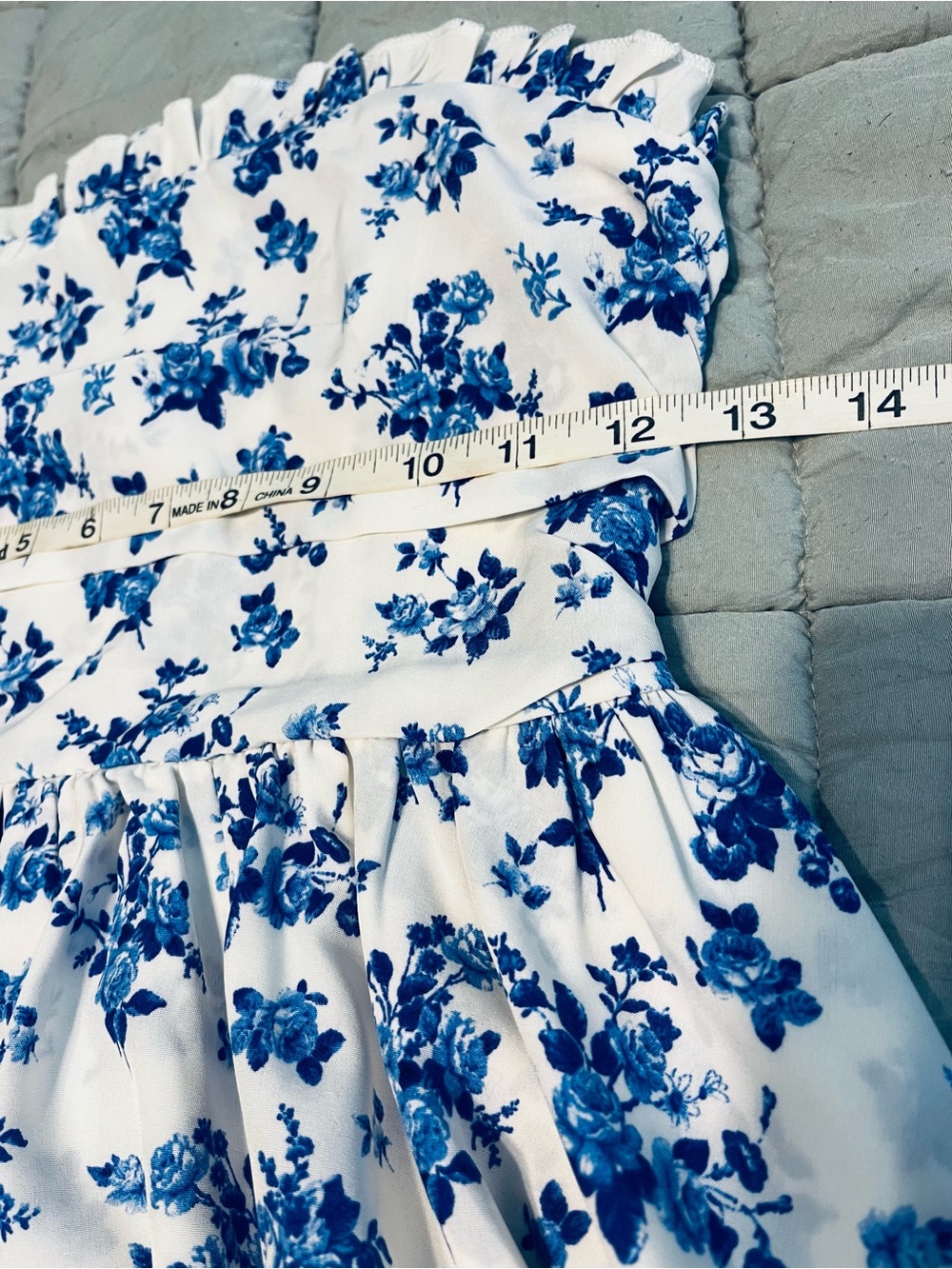 SHEIN White Strapless Dress with Blue Floral Print - Picture 4 of 5